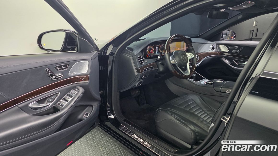 Mercedes-Benz S-Class 2018