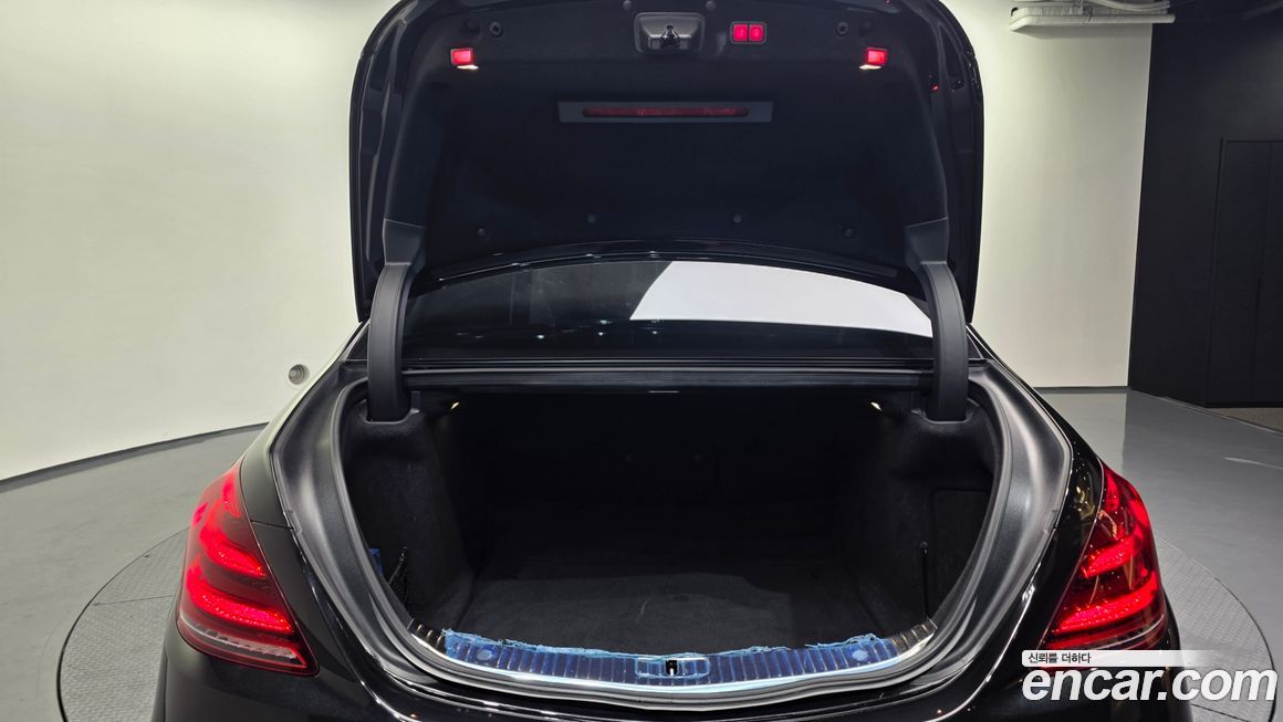 Mercedes-Benz S-Class 2018