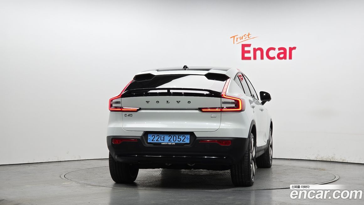 Volvo C40 2023