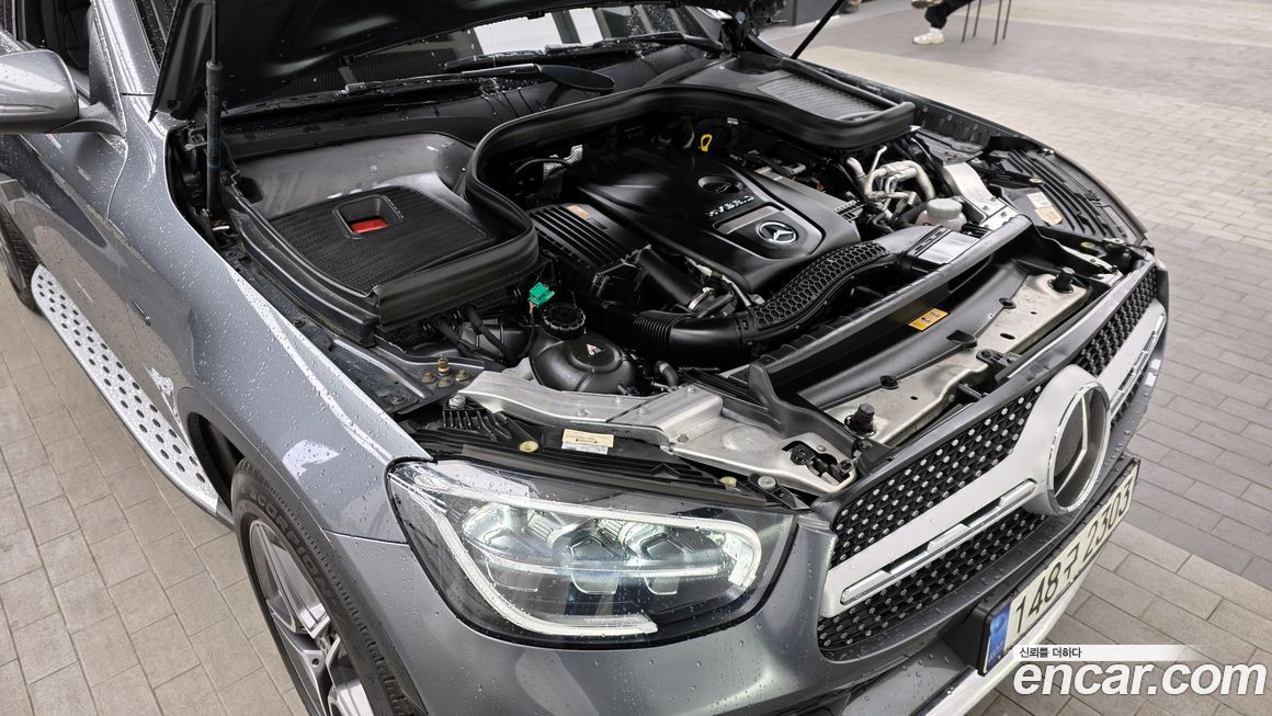 Mercedes-Benz GLC-Class 2021