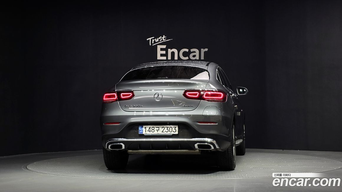 Mercedes-Benz GLC-Class 2021