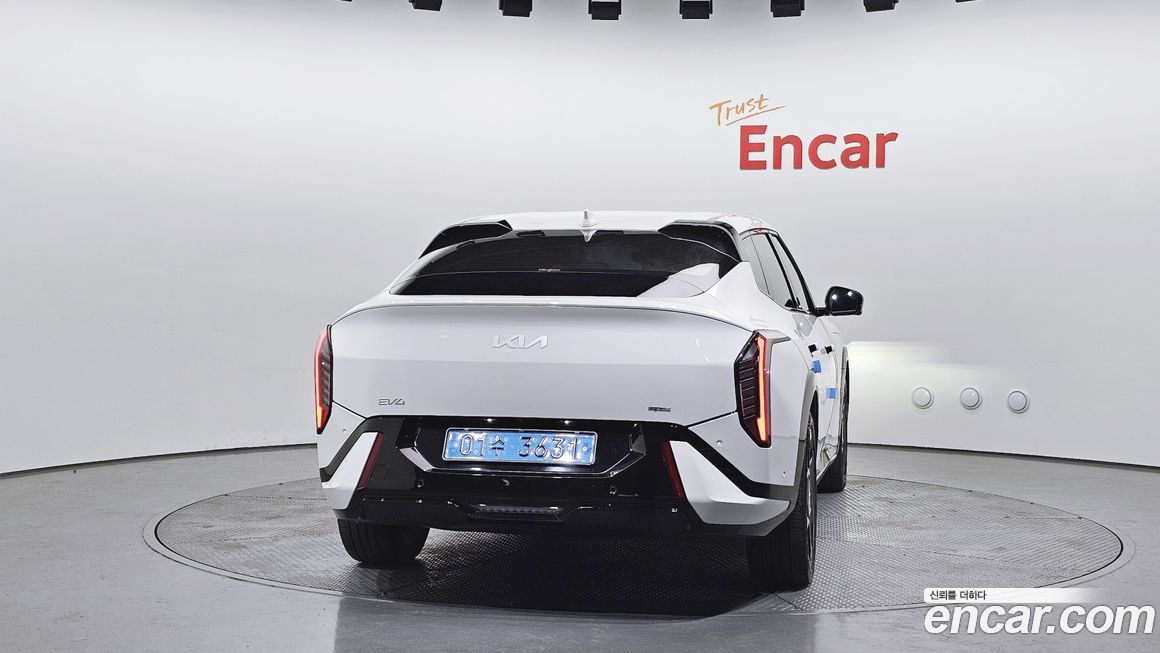 Kia EV4 2026