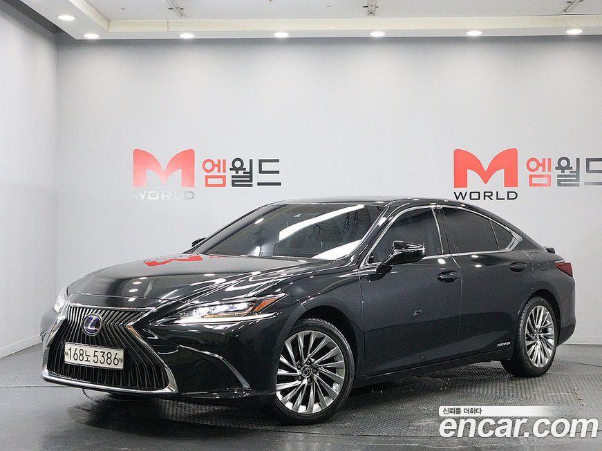 Lexus ES 2021