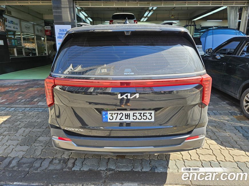 Kia Canival 2025