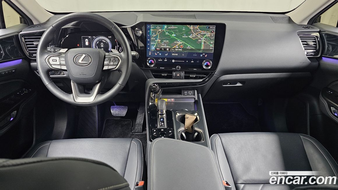 Lexus NX 2025