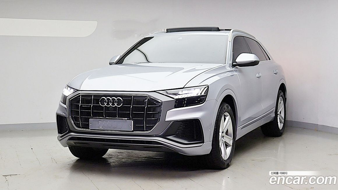 Audi Q8 2021