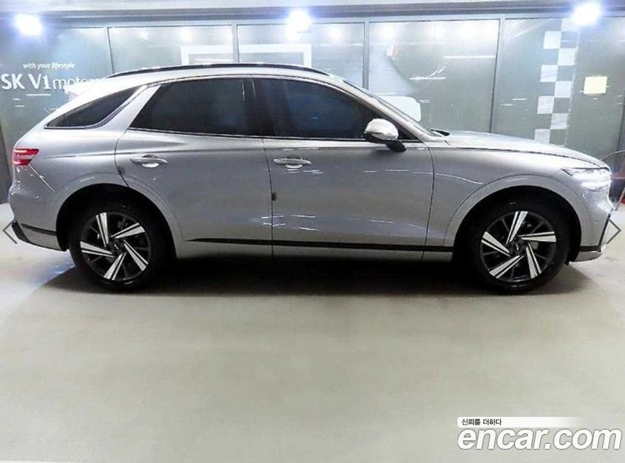 Genesis GV70 2025