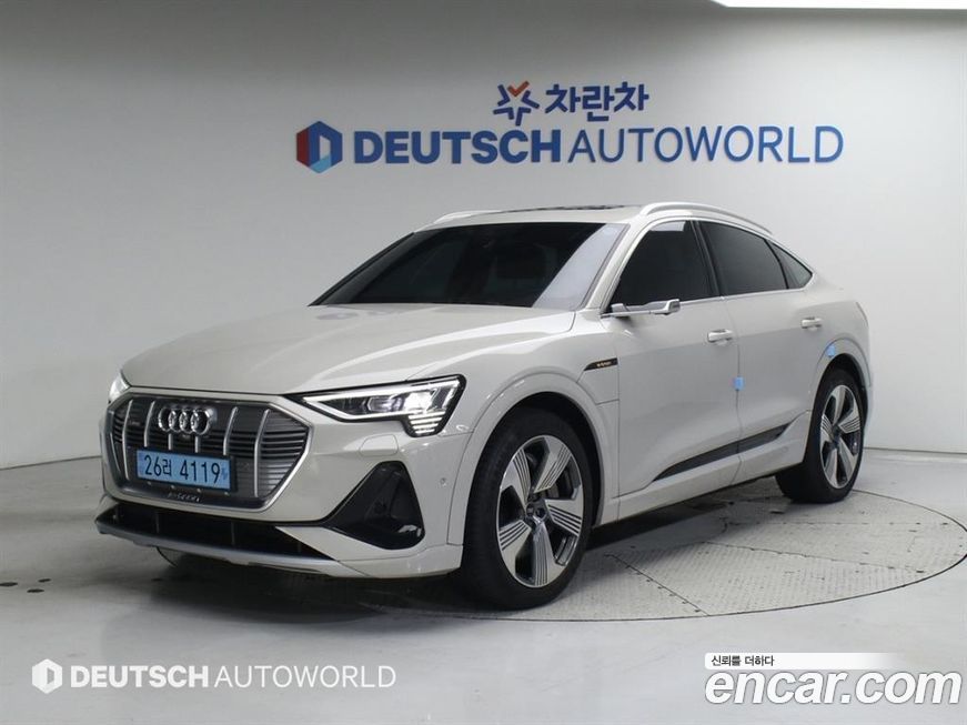 Audi e-tron 2022