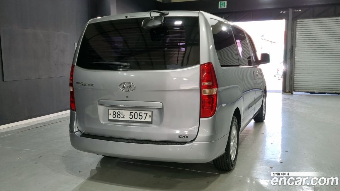 Hyundai Starex 2012