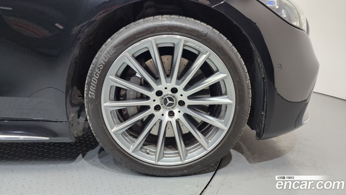 Mercedes-Benz S-Class 2021