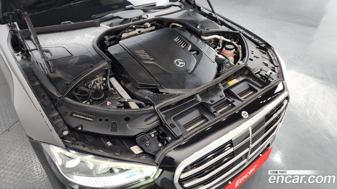 Mercedes-Benz S-Class 2022