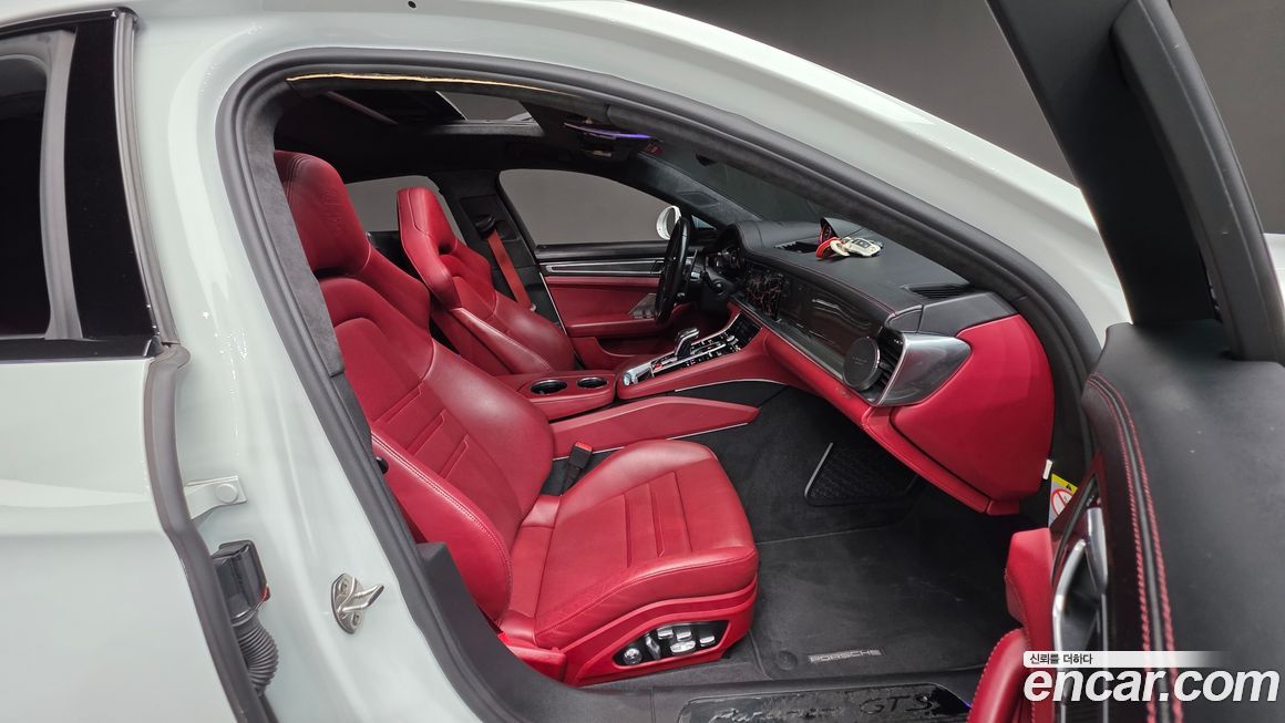 Porsche Panamera 2019