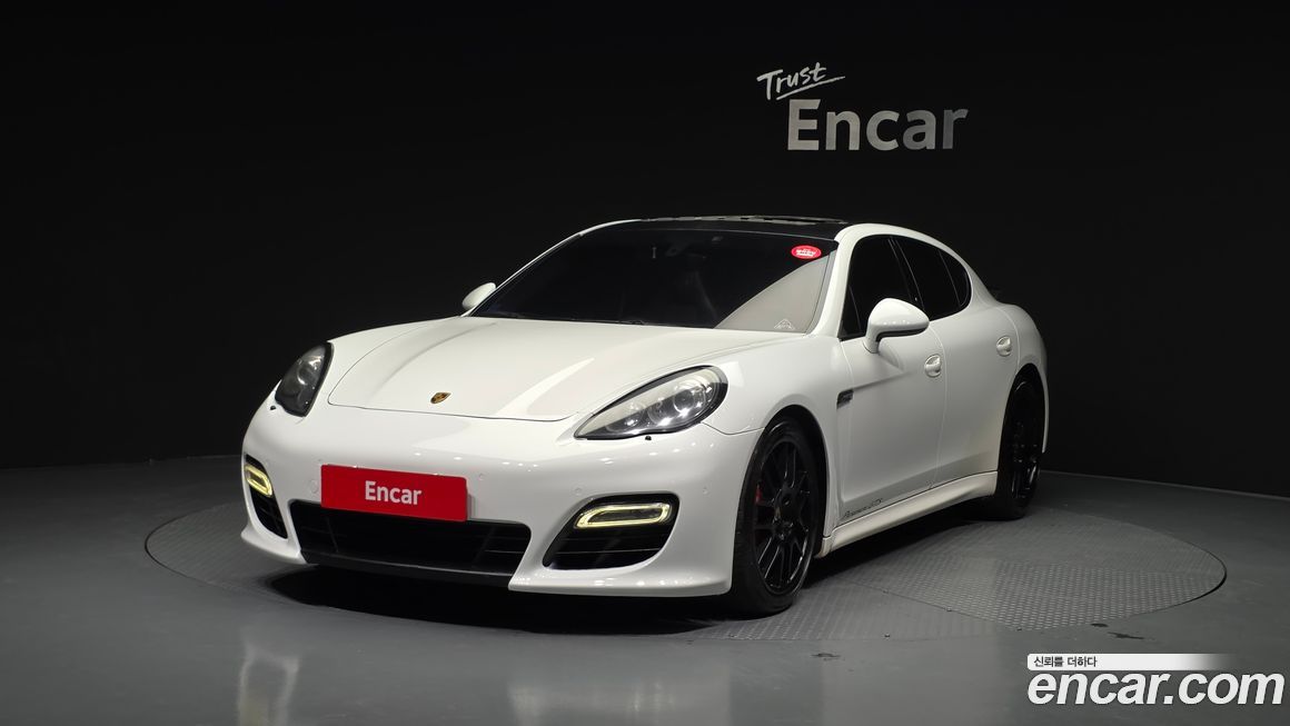 Porsche Panamera 2013
