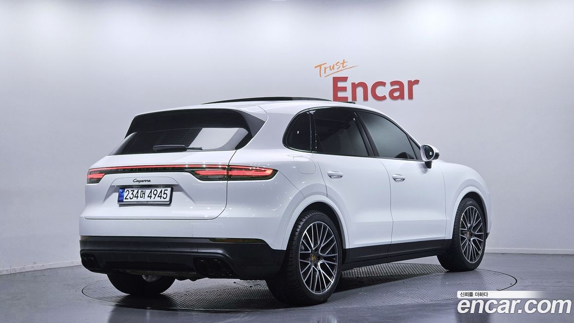 Porsche Cayenne 2022