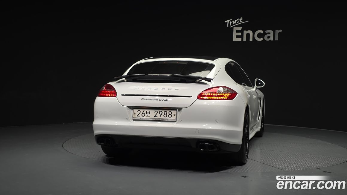Porsche Panamera 2013