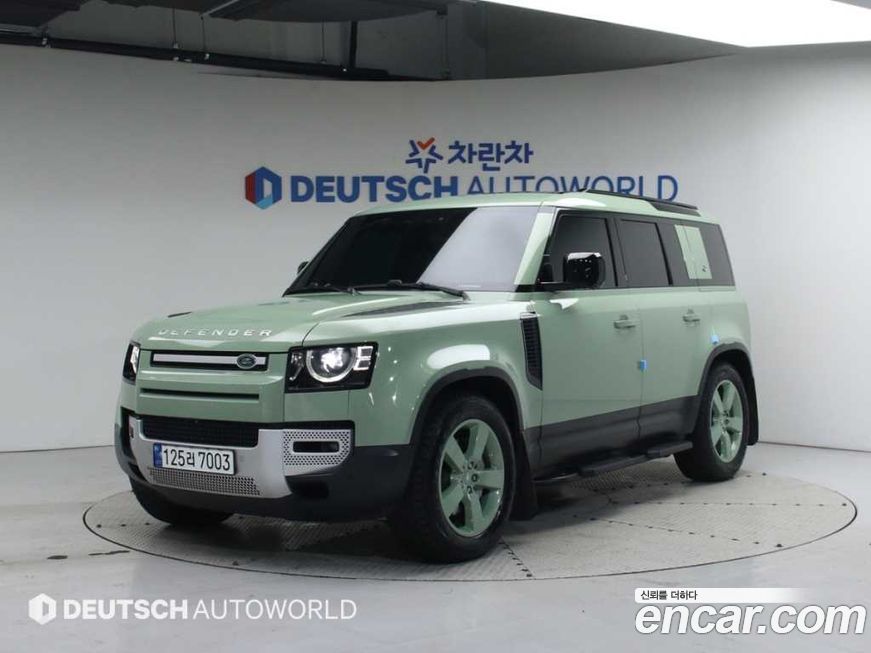 Land Rover Defender 2023
