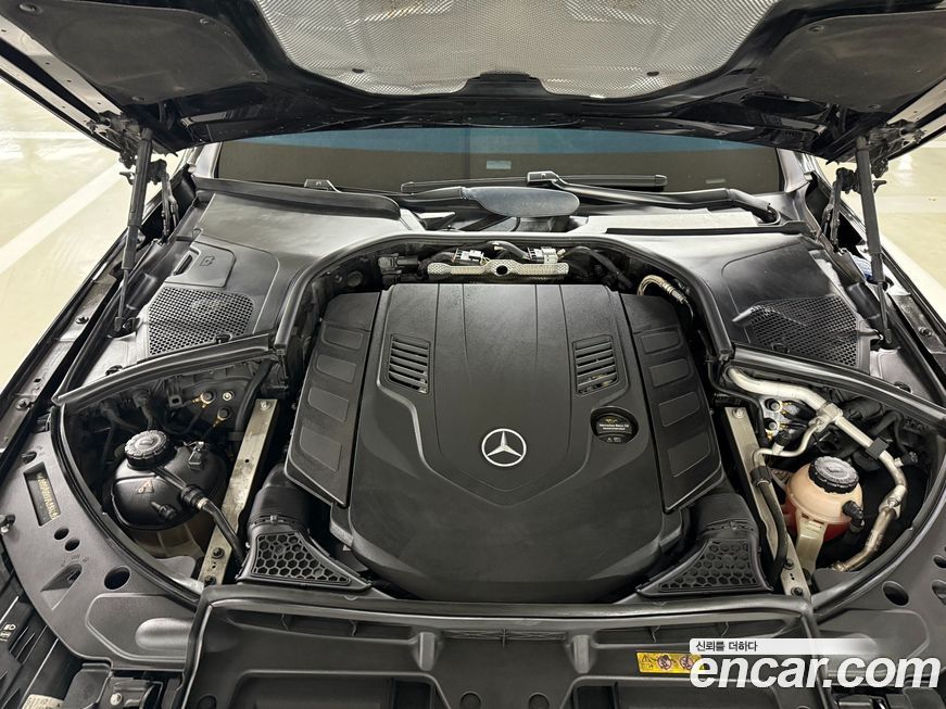 Mercedes-Benz S-Class 2022