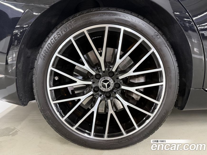 Mercedes-Benz S-Class 2022