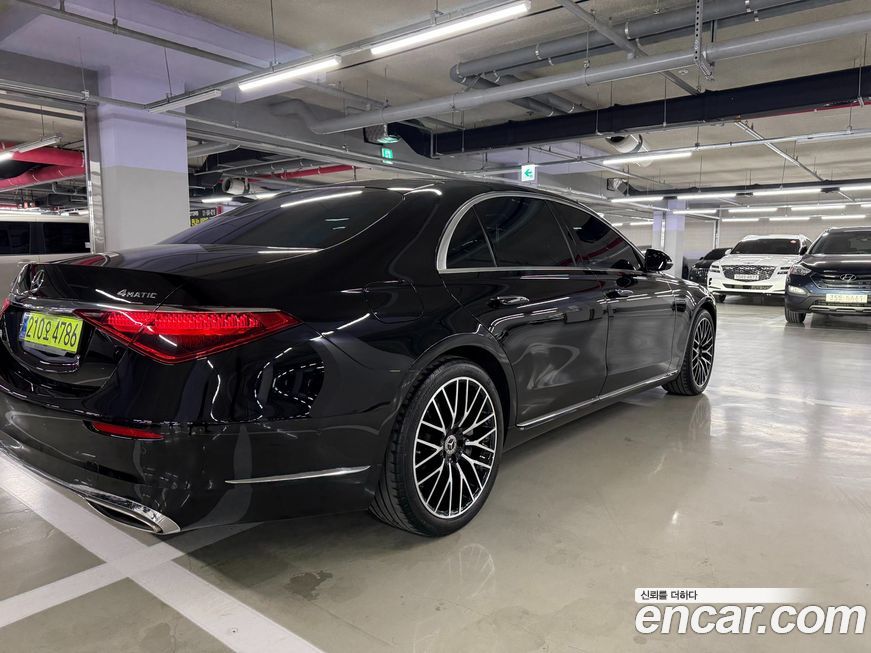 Mercedes-Benz S-Class 2022