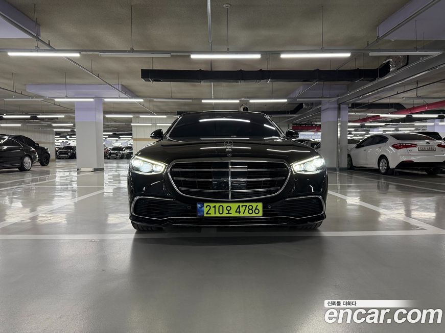 Mercedes-Benz S-Class 2022
