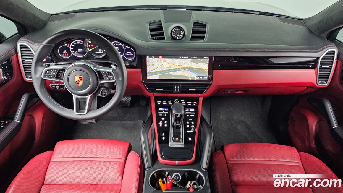 Porsche Cayenne 2021