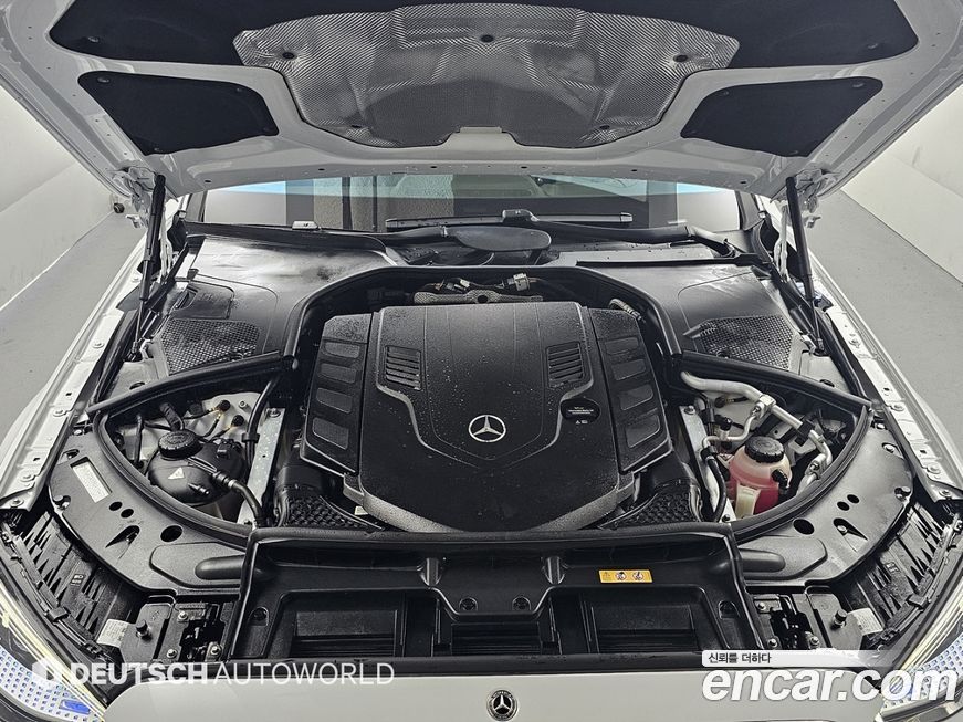 Mercedes-Benz S-Class 2024