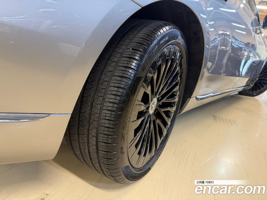 Mercedes-Benz S-Class 2023