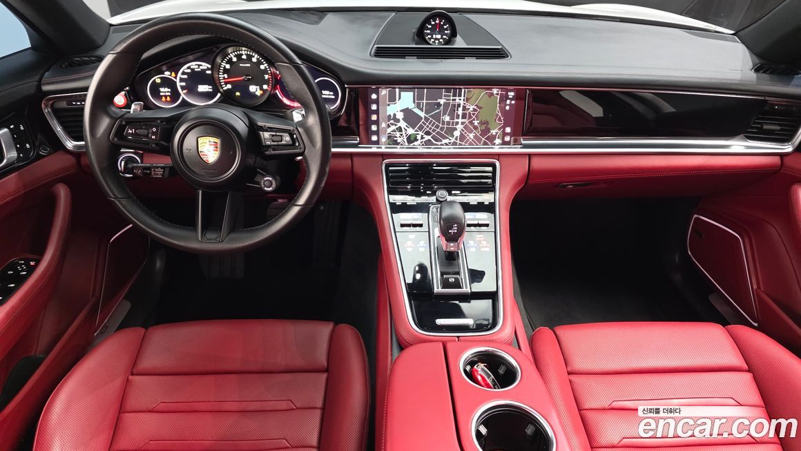 Porsche Panamera 2022