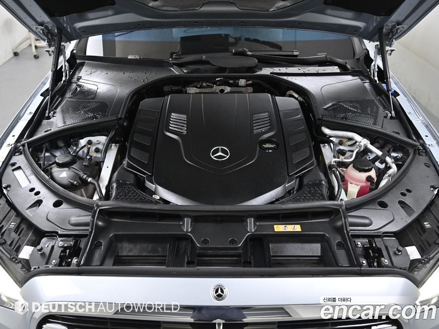 Mercedes-Benz S-Class 2024