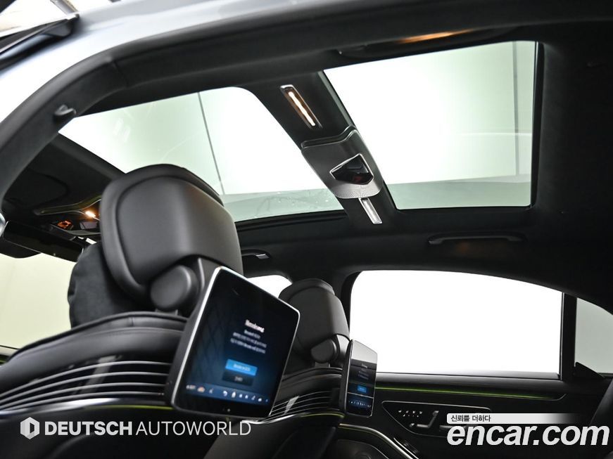 Mercedes-Benz S-Class 2024