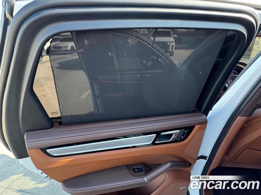 Porsche Cayenne 2023