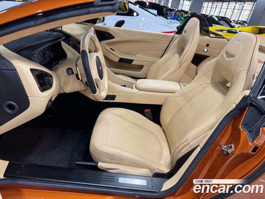 Astonmartin Vanquish 2016