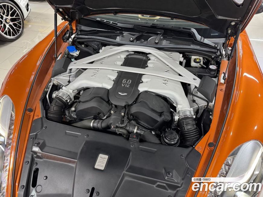 Astonmartin Vanquish 2016