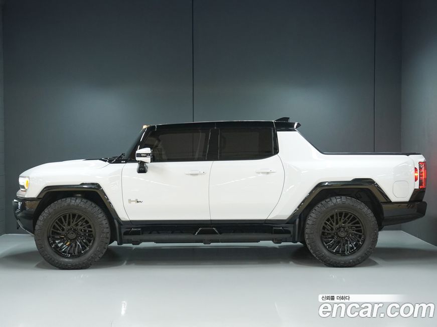 GMC Hummer EV 2025