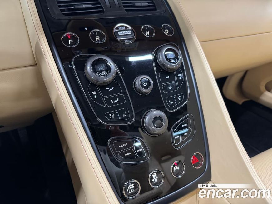 Astonmartin Vanquish 2016