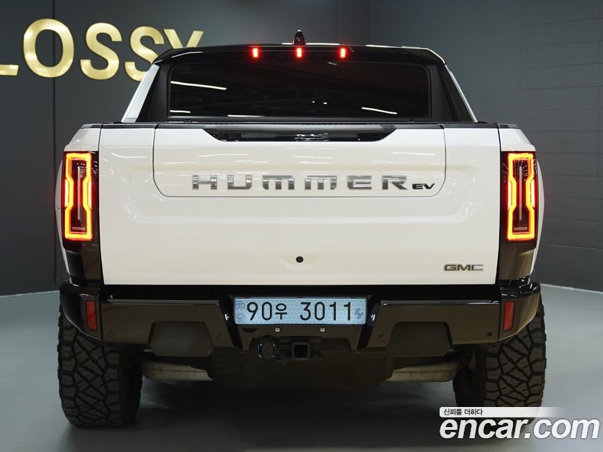 GMC Hummer EV 2025