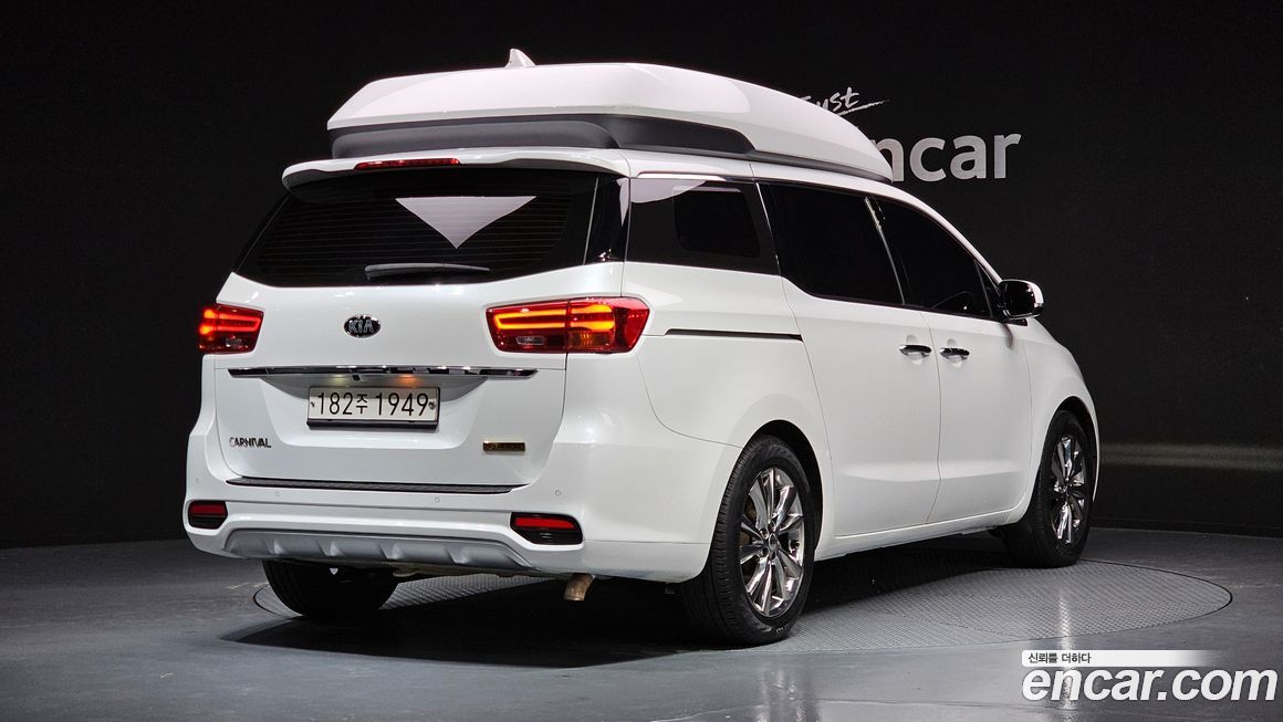 Kia Canival 2019