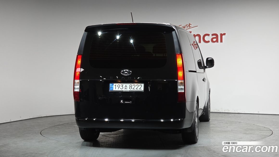 Hyundai Staria 2022