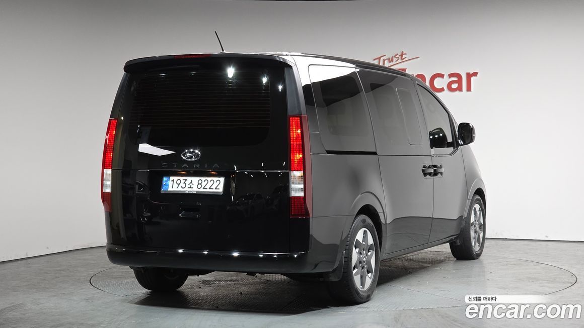 Hyundai Staria 2022