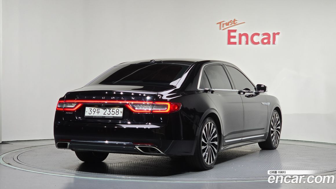 Lincoln Continental 2017