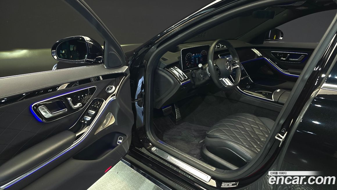 Mercedes-Benz S-Class 2024