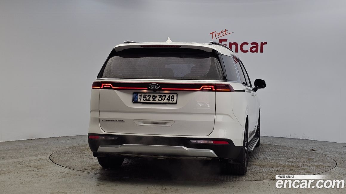 Kia Canival 2021