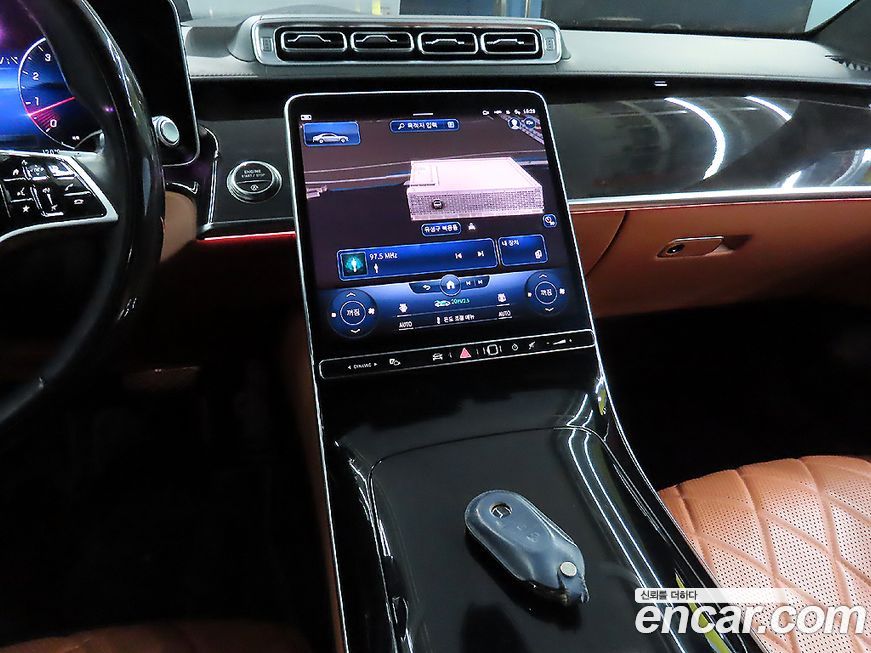 Mercedes-Benz S-Class 2021