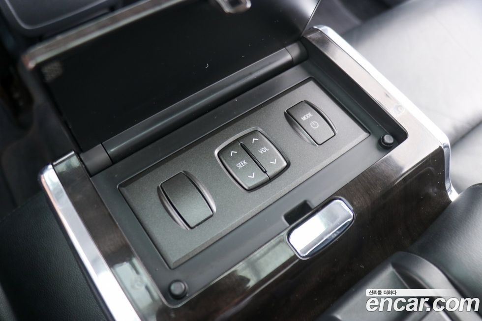 Renault-KoreaSamsung SM7 2012