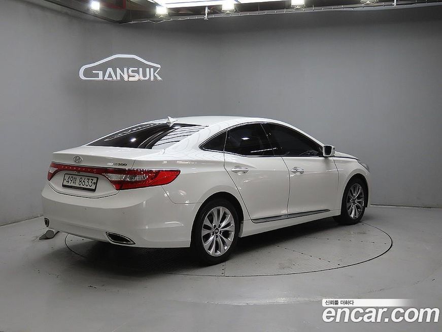 Hyundai Grandeur 2012