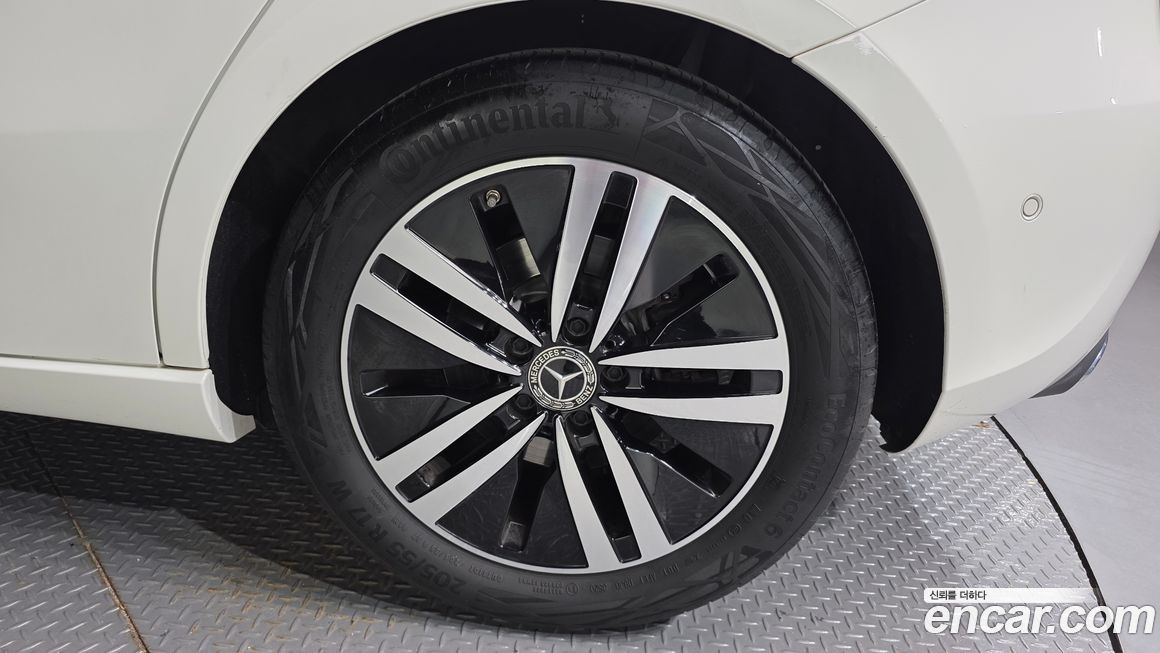 Mercedes-Benz A-Class 2021