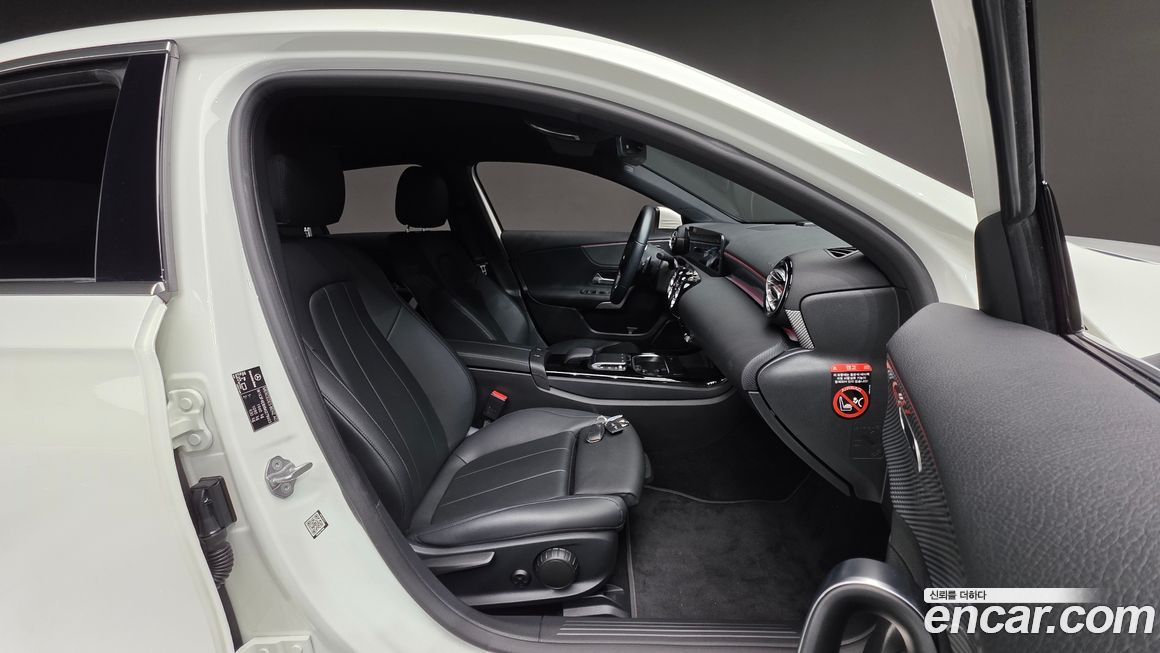 Mercedes-Benz A-Class 2021