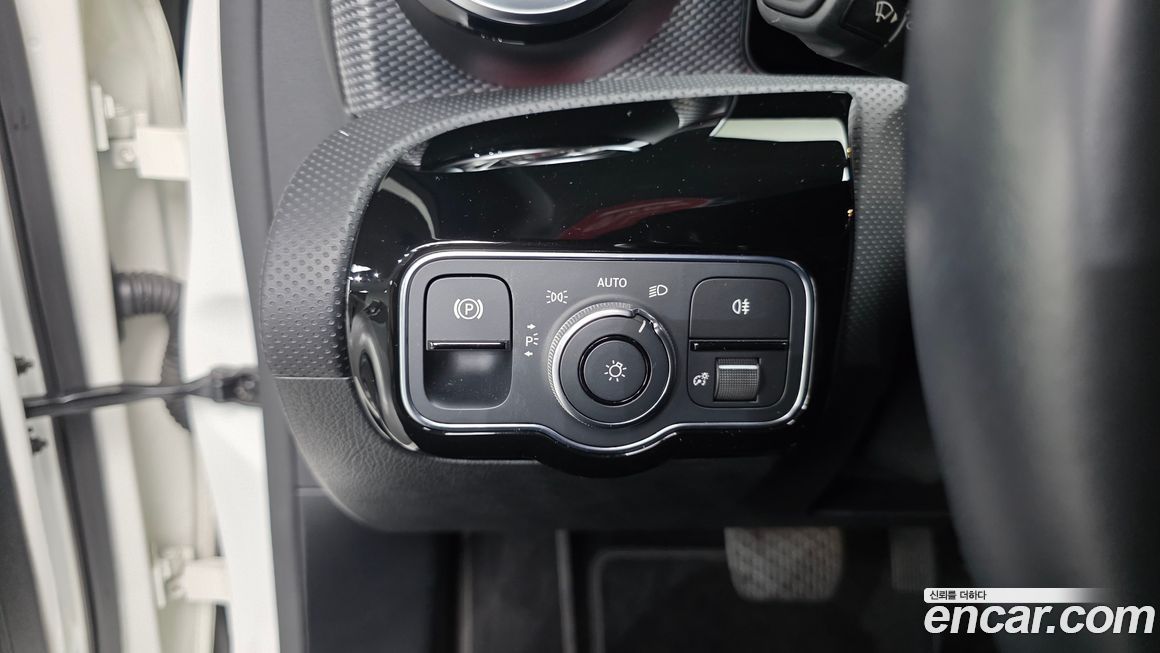 Mercedes-Benz A-Class 2021