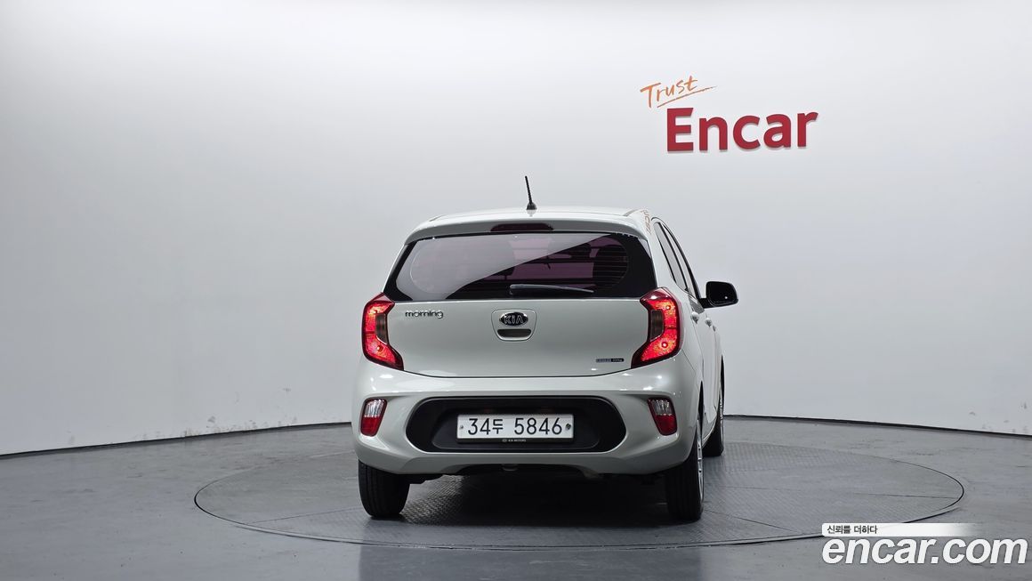 Kia morning 2018