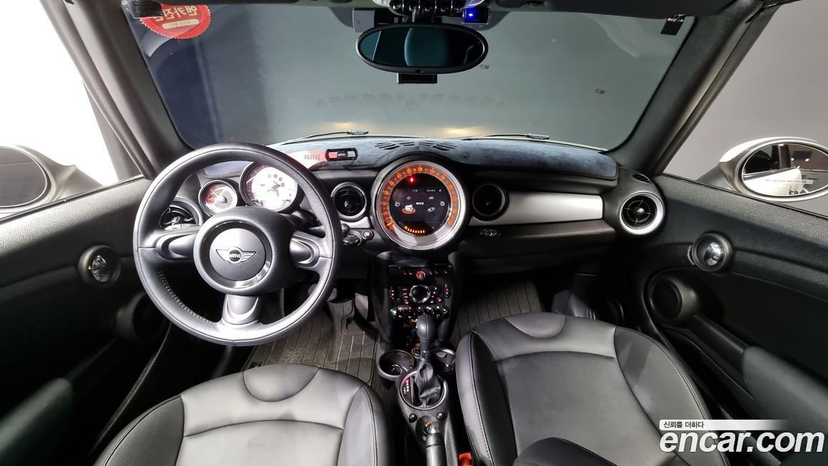 Mini Cooper Convertible 2014
